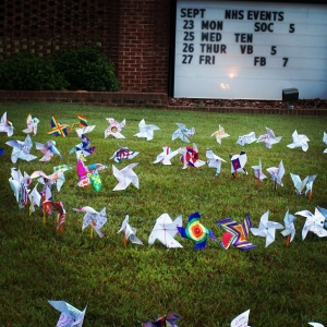 Pinwheels for peace ✌ #artclub #northwood #pinwheels #peace